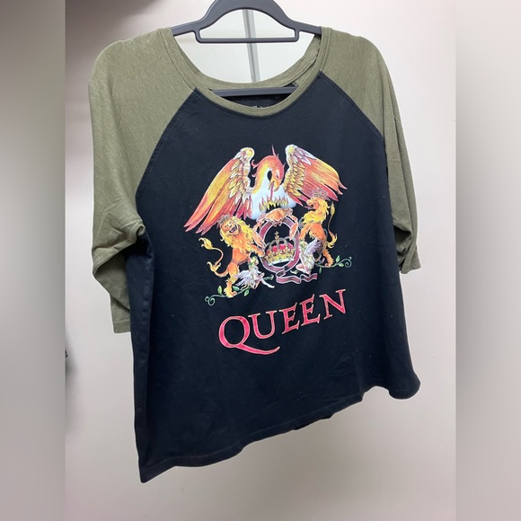โฃ๏ธSOLDโฃ๏ธL ptp 20 QUEEN VINTAGE BAND TEE sweater bohemian rhapsody - Picture 5 of 6
